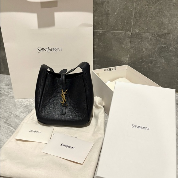 Saint Laurent Le 5 à 7 Mini Textured-Leather Shoulder Bag - Picture 9 of 9